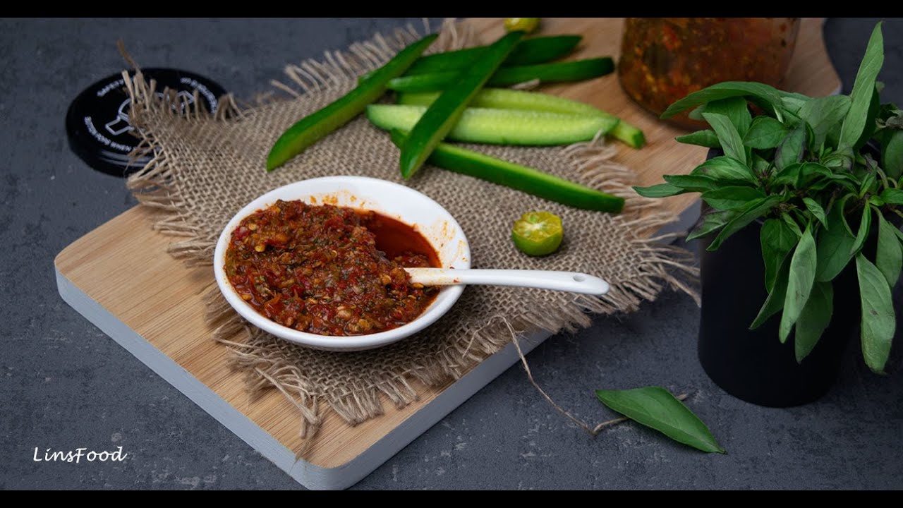 Thai Sweet Basil Chilli Paste (Nam Prik Horapa)
